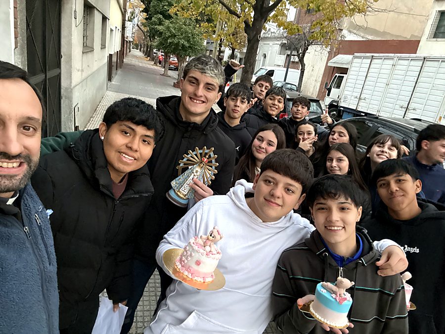 Área jóvenes